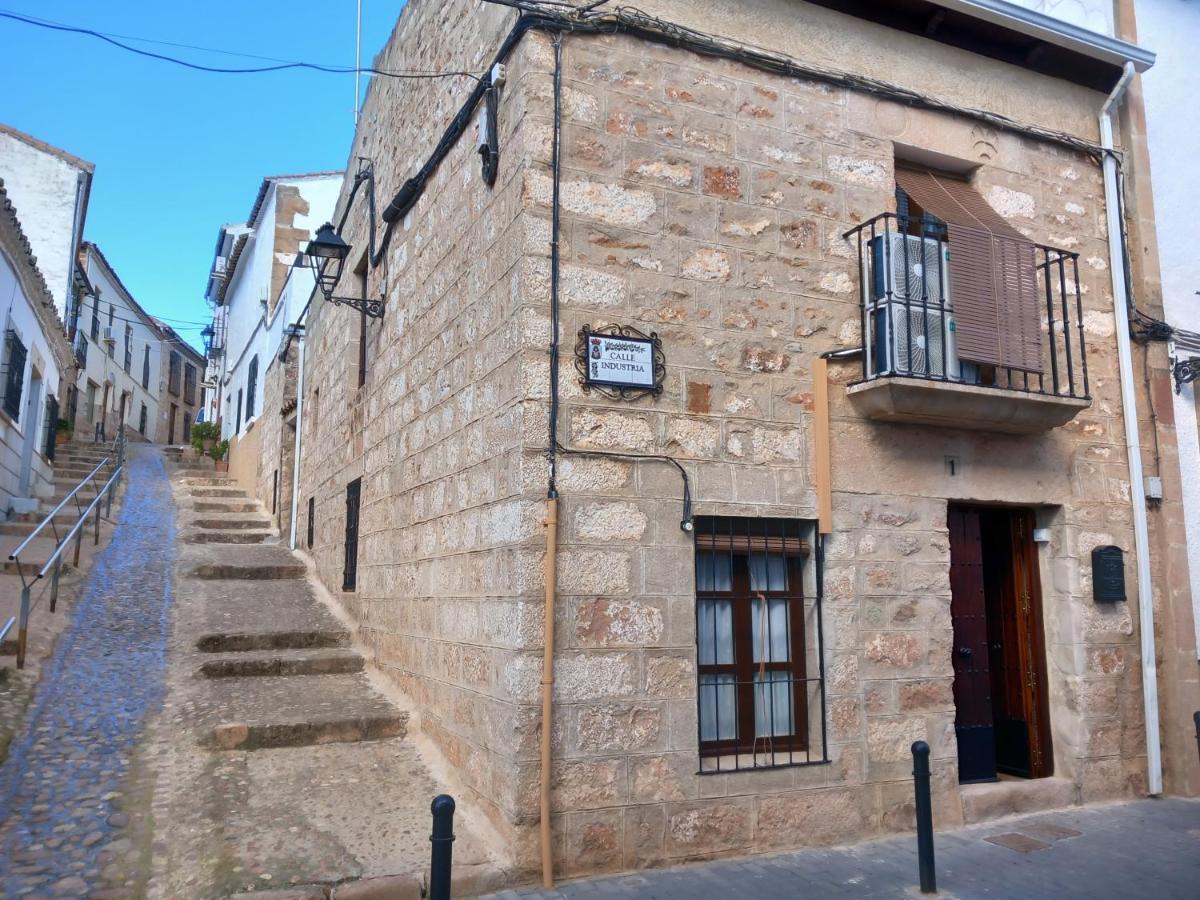 La Casa Del Abuelo Curro * Banos De La Encina